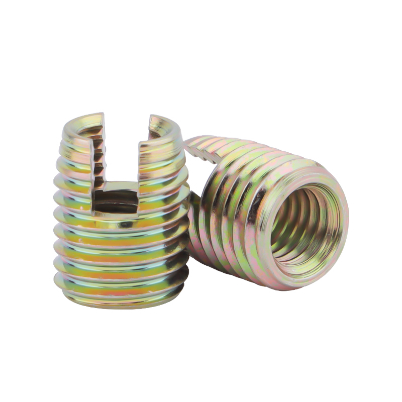 Gelber, verzinkter, selbstschneidender Gewindeeinsatz