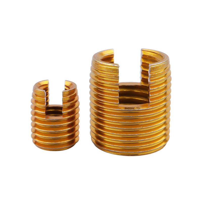 Selbstschneidender Gewindeeinsatz aus Kohlenstoffstahl